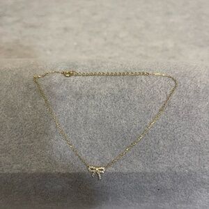 Gold 14 kt and Diamond Bow Accent Anklet 💕